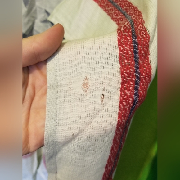 Steve Madden shawl, one size - Picture 3 of 3